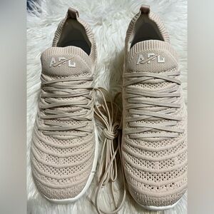 NIB APL Unisex Techloom Wave - Warm Silk/ Ivory - Men’s 8.5 or Women’s 10